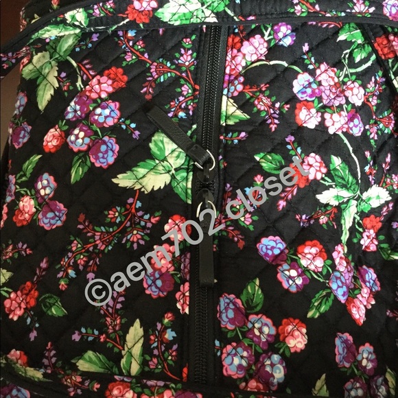 NWT VERA BRADLEY ICONIC LARGE DUFFEL - Picture 3 of 4
